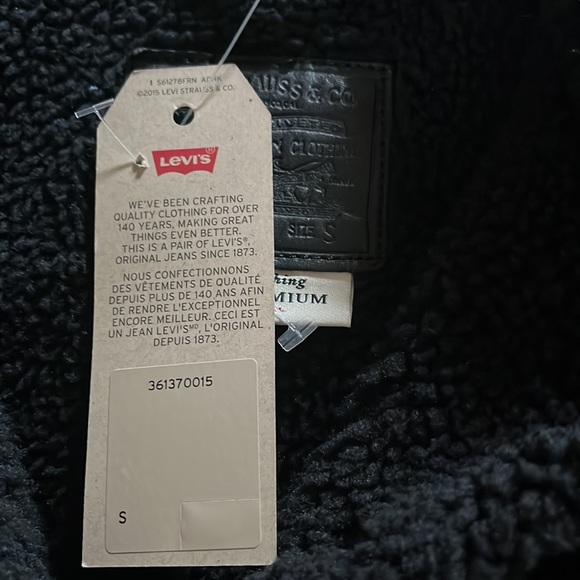 Levi’s Women’s Premium Sherpa Trucker Jacket Black - Picture 4 of 5